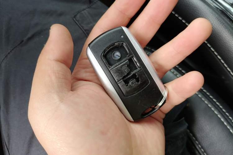 Used Dongfeng Fengon 580 2017 1.5T CVT Luxury Model Vehicle Key