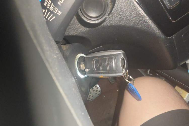 Used Dongfeng Fengon 580 2017 1.5T CVT Comfort Model Vehicle Key