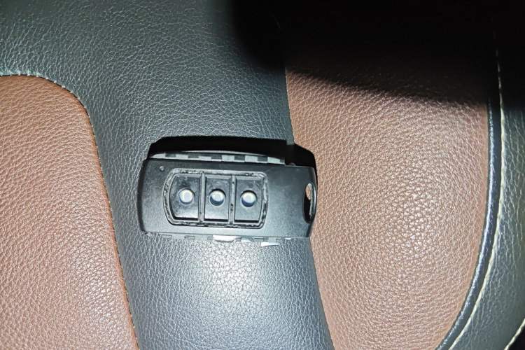 Used Dongfeng Fengon 580 2017 1.5T Manual Luxury Model Vehicle Key