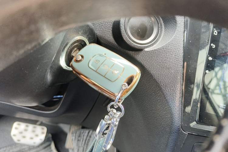 Used Dongfeng Fengon 580 2017 1.5T CVT Comfort Model Vehicle Key