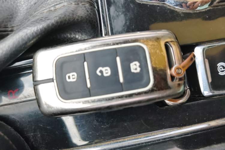 Used Dongfeng Fengon 580 2017 1.5T CVT Smart Style Model Vehicle Key