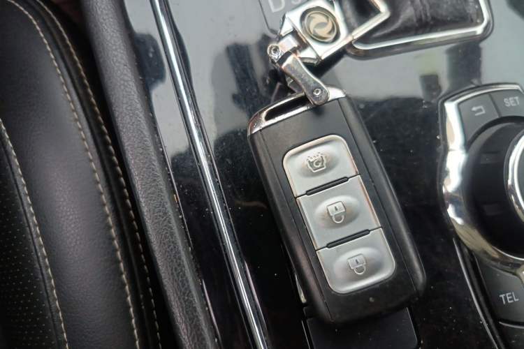 Used Dongfeng Fengon 580 2017 1.5T CVT Smart Style Model Vehicle Key