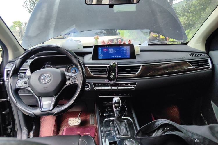Used Dongfeng Fengon 580 2018 1.5T CVT ZhiShang Version Center Console