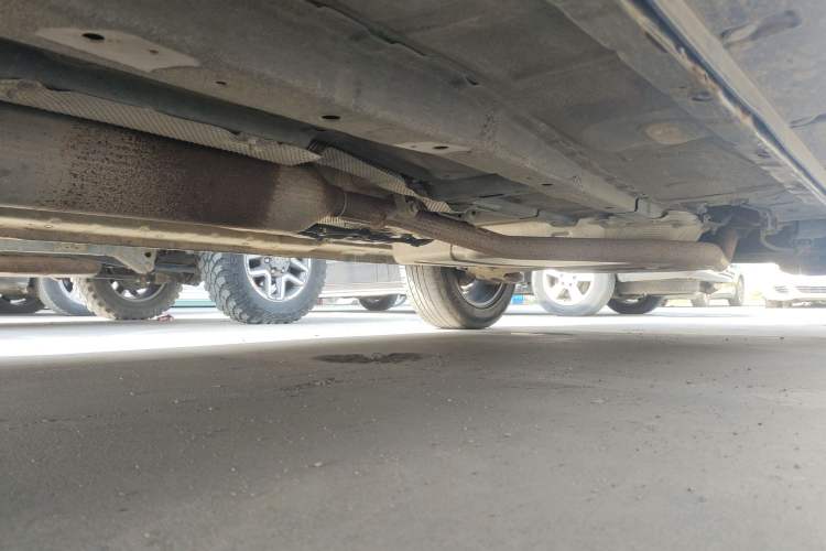 Used Dongfeng Fengon 580 2018 Revised Version 1.5T CVT Luxury Edition Chassis Front Left