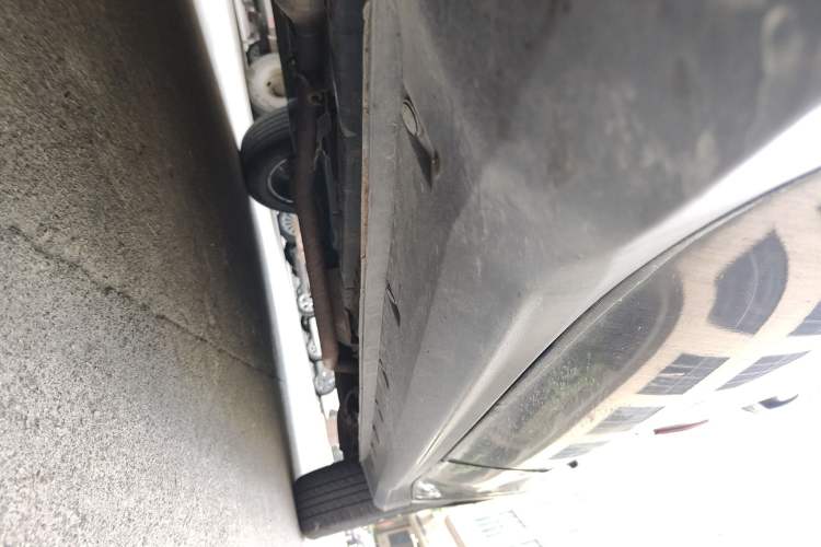 Used Dongfeng Fengon 580 2018 1.5T Manual Luxury Model Chassis Front Left