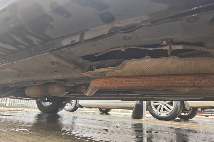Used Dongfeng Fengon 580 2018 1.5T CVT Luxury Model Chassis Rear Left