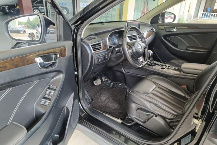 Used Dongfeng Fengon 580 2018 1.5T CVT Luxury Model Driver Seat