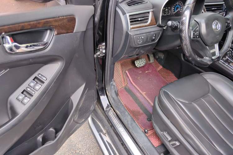 Used Dongfeng Fengon 580 2018 1.5T CVT ZhiShang Version Driver Seat