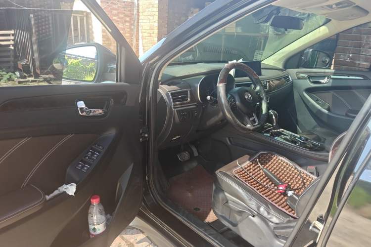 Used Dongfeng Fengon 580 2018 1.5T CVT Luxury Model Driver Seat