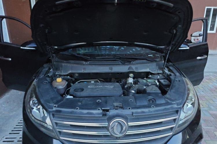 Used Dongfeng Fengon 580 2018 Revised Version 1.5T CVT Luxury Edition Engine Bay