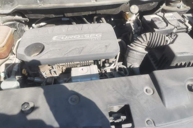 Used Dongfeng Fengon 580 2018 1.5T CVT Luxury Model Engine Bay