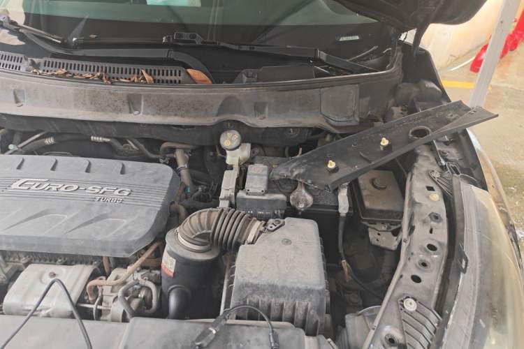 Used Dongfeng Fengon 580 2018 1.5T CVT Luxury Model Engine Bay Left