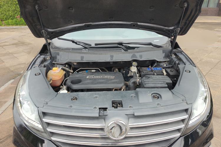 Used Dongfeng Fengon 580 2018 1.5T CVT Luxury Model Engine Bay