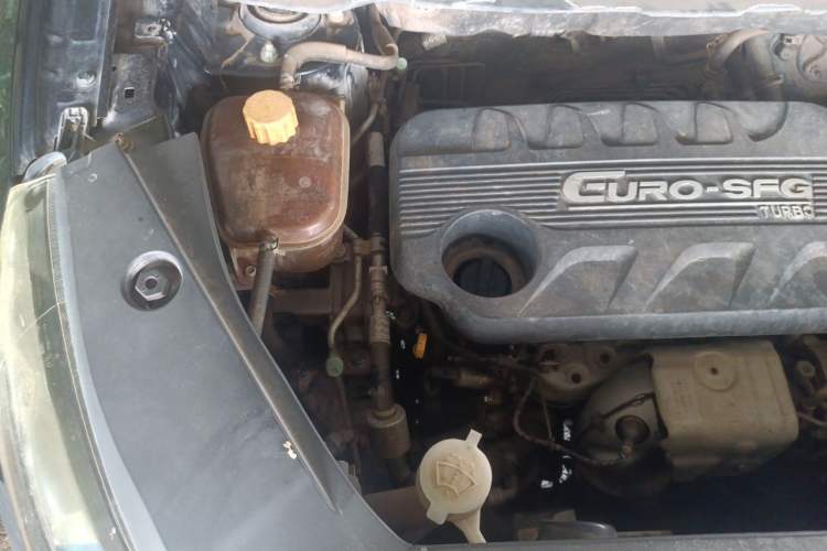 Used Dongfeng Fengon 580 2018 1.5T CVT Smart Connectivity Version Engine Bay Right