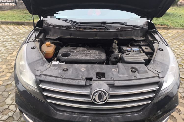 Used Dongfeng Fengon 580 2018 1.5T Manual Luxury Model Engine Bay