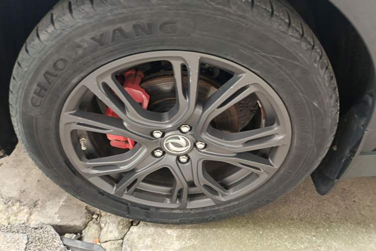 Used Dongfeng Fengon 580 2018 1.5T CVT Smart Connectivity Version Exterior 3