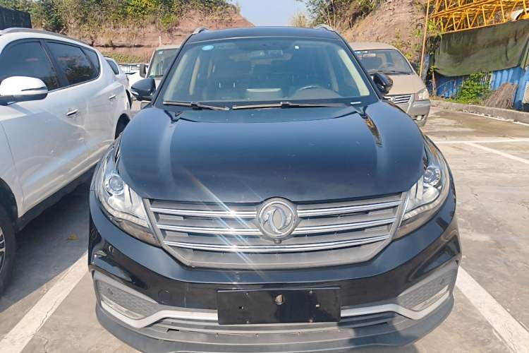 Used Dongfeng Fengon 580 2018 1.5T Manual Luxury Model Front