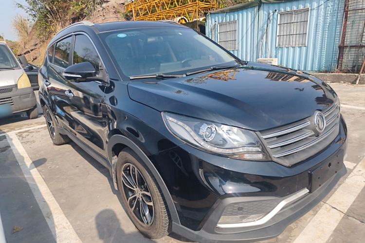 Used Dongfeng Fengon 580 2018 1.5T Manual Luxury Model Front Right 45 Deg