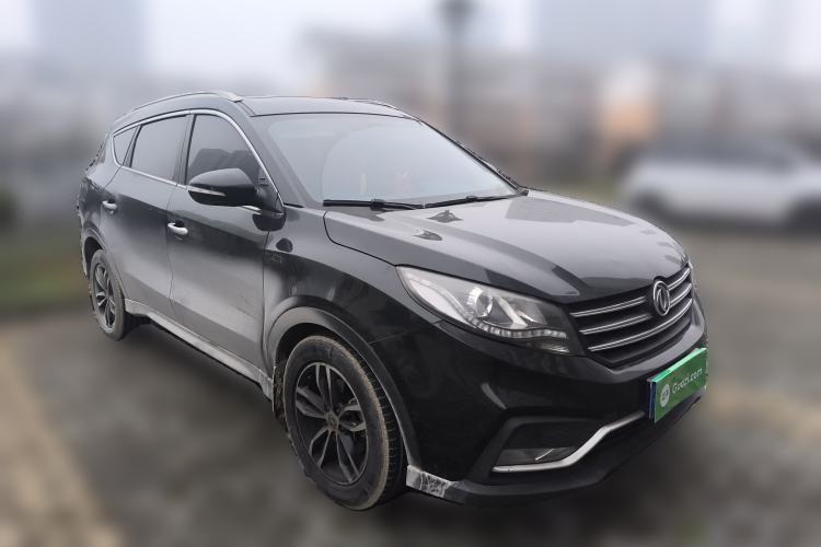 Used Dongfeng Fengon 580 2018 1.5T Manual Luxury Model Front Right 45 Deg
