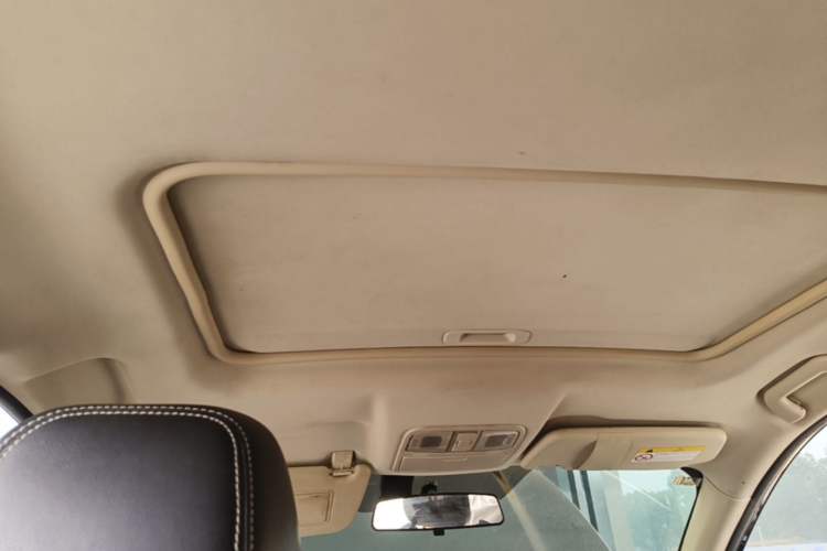 Used Dongfeng Fengon 580 2018 1.5T CVT Luxury Model Headliner
