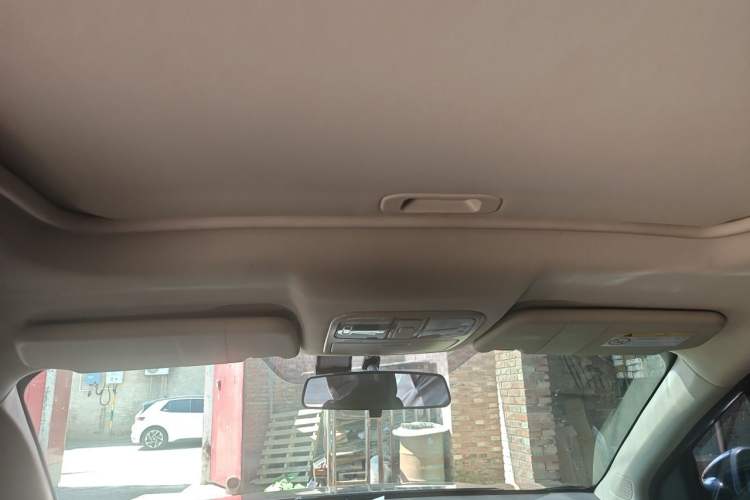 Used Dongfeng Fengon 580 2018 1.5T CVT Luxury Model Headliner
