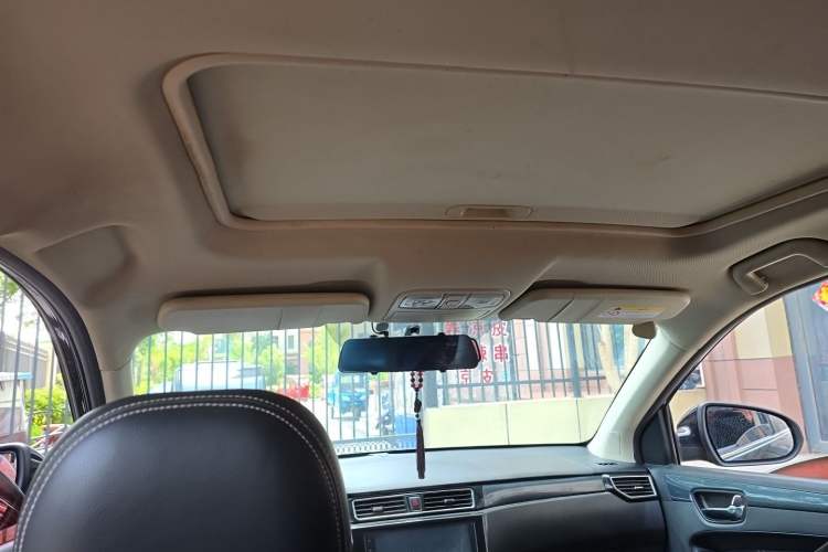 Used Dongfeng Fengon 580 2018 1.8L Manual Comfort Model Headliner
