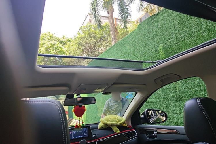 Used Dongfeng Fengon 580 2018 1.5T CVT ZhiShang Version Headliner