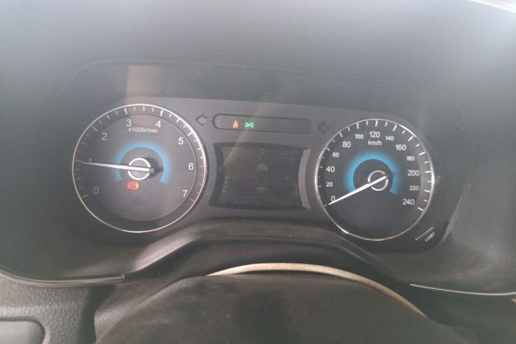 Used Dongfeng Fengon 580 2018 1.5T CVT Smart Connectivity Version Instrument Cluster