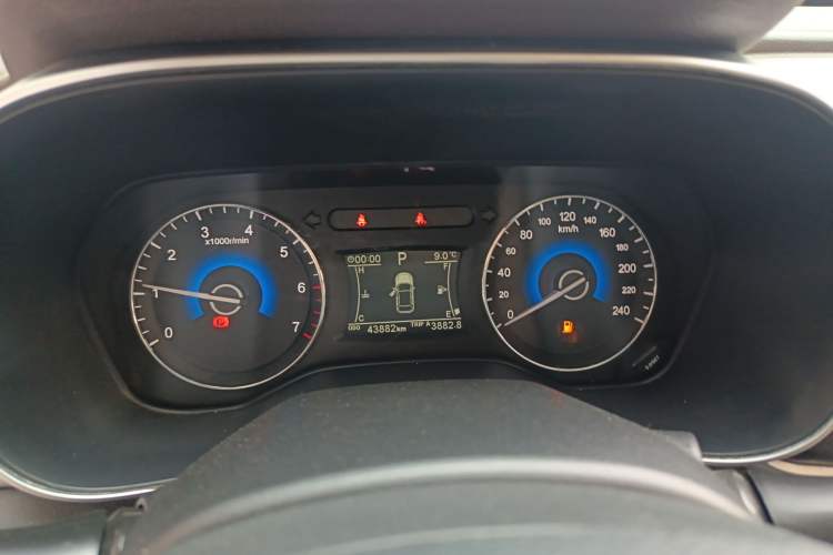 Used Dongfeng Fengon 580 2018 1.5T CVT Smart Connectivity Version Instrument Cluster