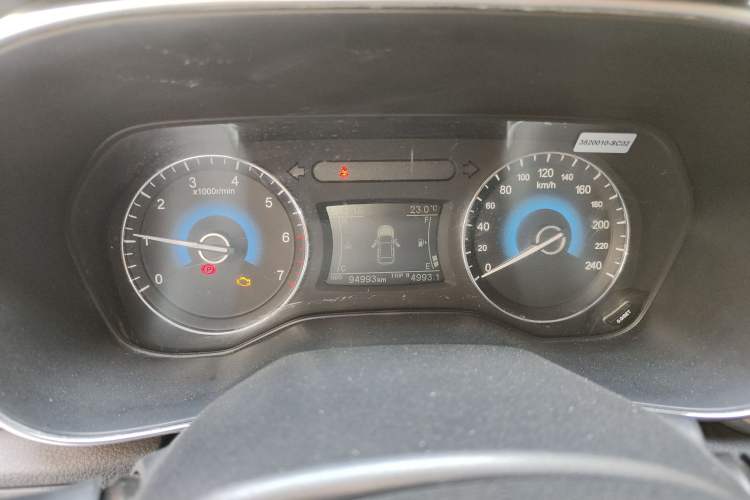 Used Dongfeng Fengon 580 2018 1.5T Manual Luxury Model Instrument Cluster