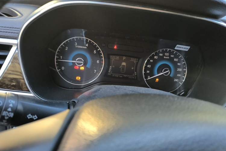 Used Dongfeng Fengon 580 2018 Revised Version 1.5T CVT Luxury Edition Instrument Cluster