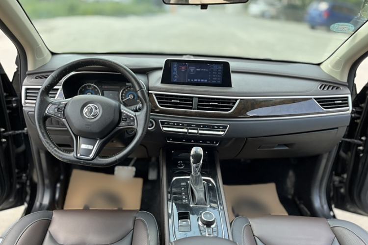 Used Dongfeng Fengon 580 2018 1.5T CVT Luxury Model Interior 1