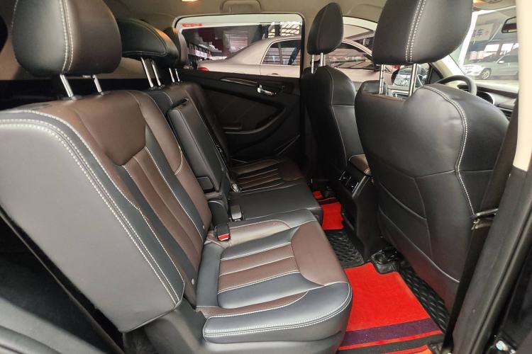 Used Dongfeng Fengon 580 2018 1.5T CVT Smart Connectivity Version Interior 2