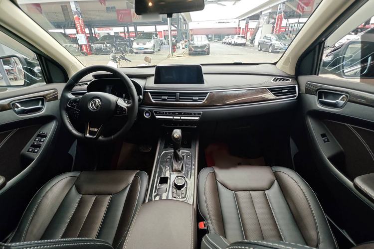 Used Dongfeng Fengon 580 2018 1.5T CVT Smart Connectivity Version Interior 3