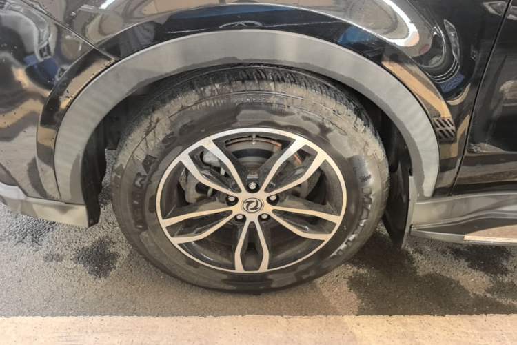 Used Dongfeng Fengon 580 2018 1.5T CVT Luxury Model Left Front Wheel Hub