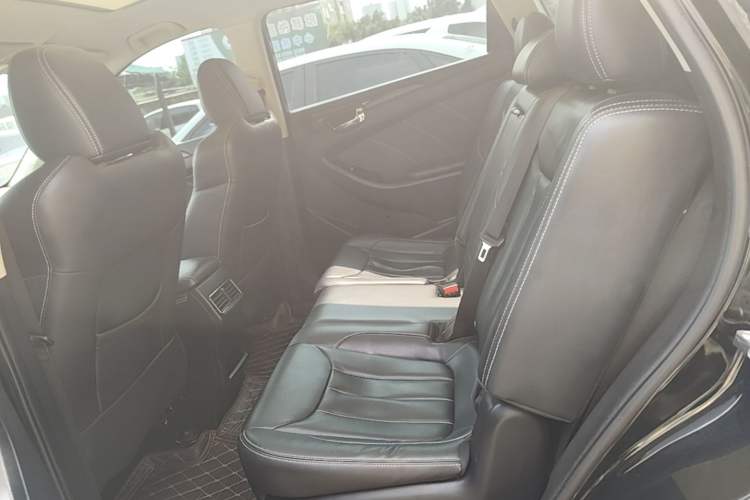 Used Dongfeng Fengon 580 2018 1.5T CVT ZhiShang Version Left Rear Seat