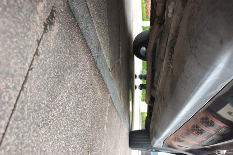 Used Dongfeng Fengon 580 2018 1.5T CVT Luxury Model Left Side Sill