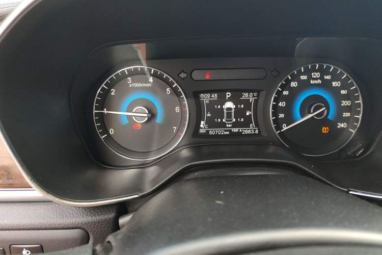 Used Dongfeng Fengon 580 2018 1.5T CVT Luxury Model Odometer Close Up