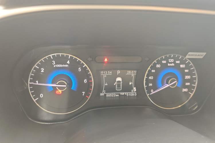 Used Dongfeng Fengon 580 2018 1.5T CVT Smart Connectivity Version Odometer Close Up