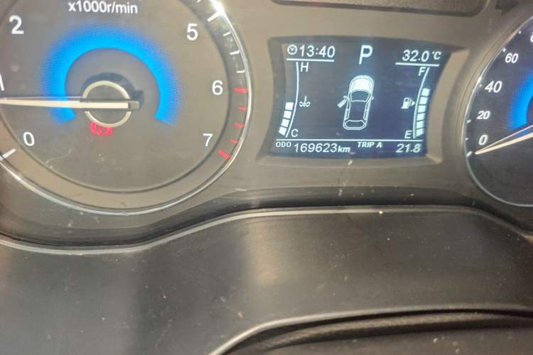 Used Dongfeng Fengon 580 2018 1.5T CVT ZhiShang Version Odometer Close Up