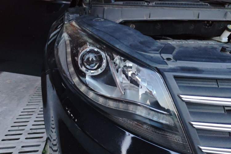 Used Dongfeng Fengon 580 2018 Revised Version 1.5T CVT Luxury Edition Right Front Headlight