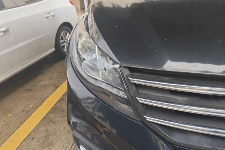 Used Dongfeng Fengon 580 2018 1.5T CVT Luxury Model Right Front Headlight