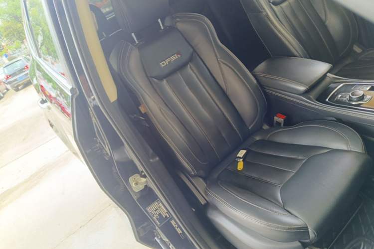 Used Dongfeng Fengon 580 2018 1.5T CVT Luxury Model Right Front Seat