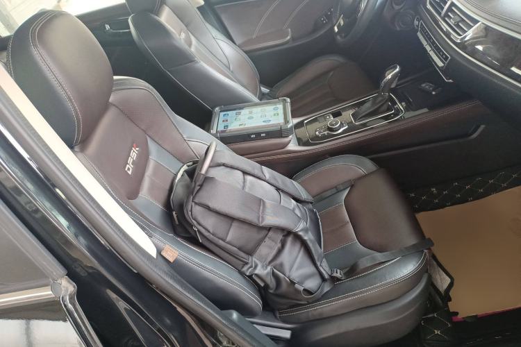 Used Dongfeng Fengon 580 2018 Revised Version 1.5T CVT Luxury Edition Right Front Seat