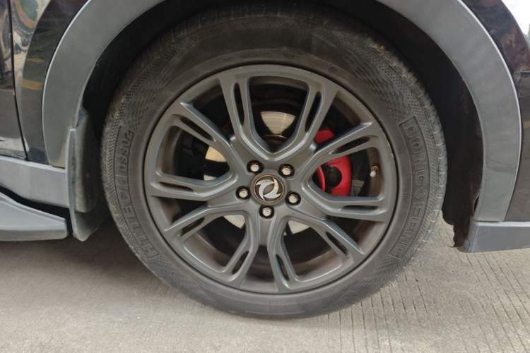 Used Dongfeng Fengon 580 2018 1.5T CVT ZhiShang Version Right Front Wheel Hub