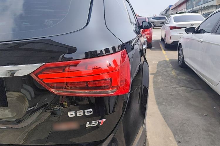Used Dongfeng Fengon 580 2018 1.5T CVT ZhiShang Version Right Rear Taillight