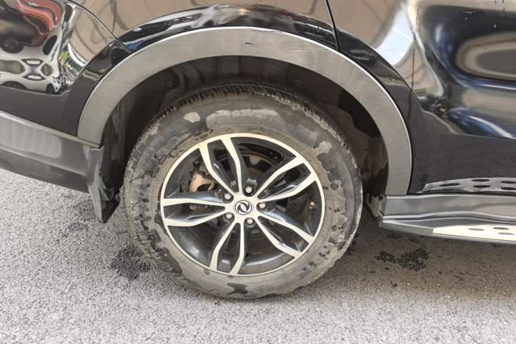 Used Dongfeng Fengon 580 2018 1.5T CVT Luxury Model Right Rear Wheel Hub