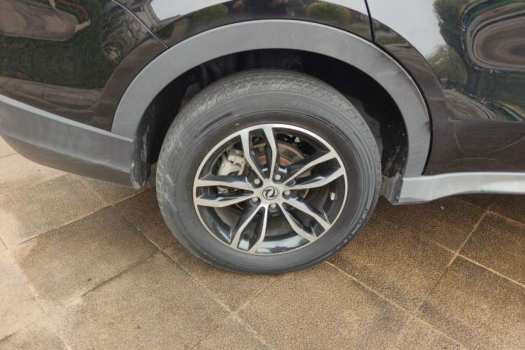 Used Dongfeng Fengon 580 2018 1.5T CVT Luxury Model Right Rear Wheel Hub