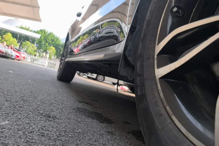 Used Dongfeng Fengon 580 2018 1.5T CVT Luxury Model Right Side Sill