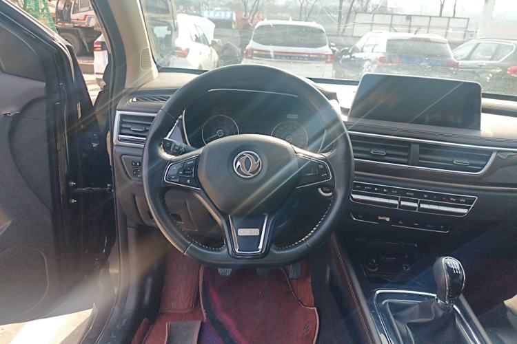 Used Dongfeng Fengon 580 2018 1.5T Manual Luxury Model Steering Wheel
